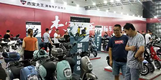 傑寶(bǎo)大王電(diàn)動車攜(xié)新品亮(liàng)相